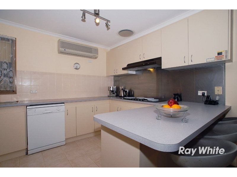 7 Yaltara Close, Cranbourne VIC 3977