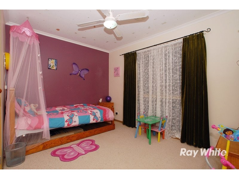 7 Yaltara Close, Cranbourne VIC 3977