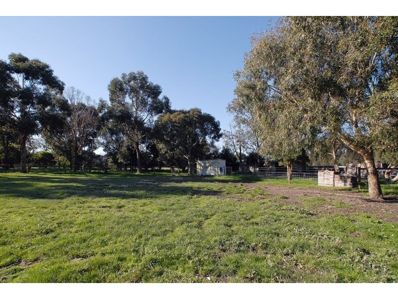 1300 Dandenong Hastings Road, Cranbourne South VIC 3977
