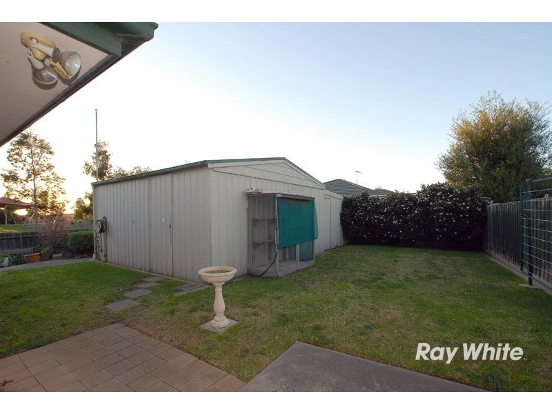 1 Dior Court, Cranbourne VIC 3977