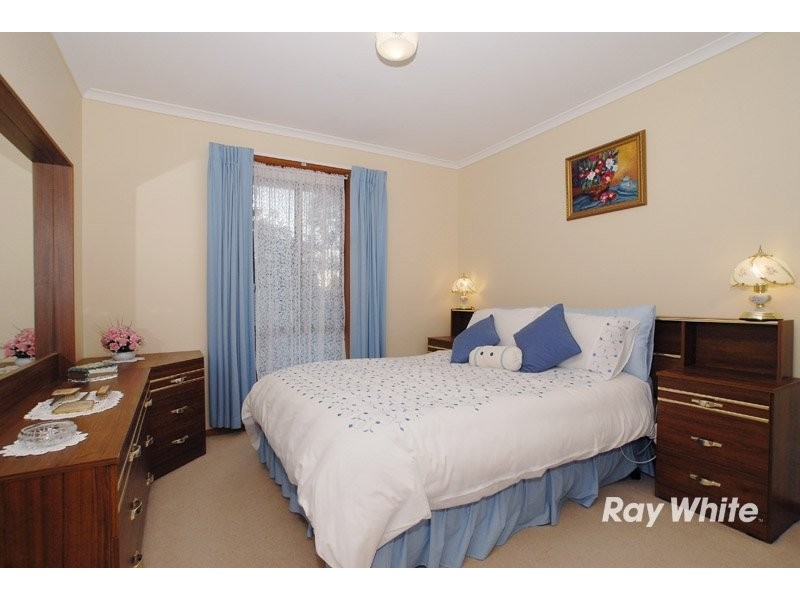 1 Dior Court, Cranbourne VIC 3977