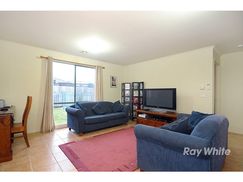 14 Tauna Place, Cranbourne VIC 3977
