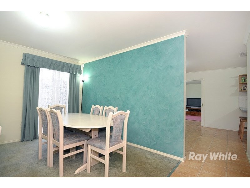 14 Tauna Place, Cranbourne VIC 3977