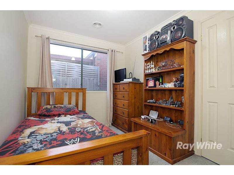 14 Tauna Place, Cranbourne VIC 3977