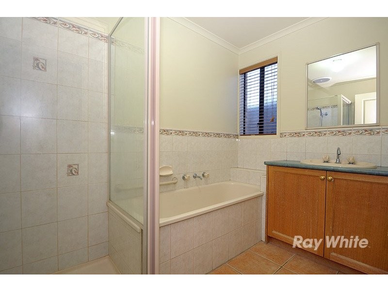 14 Tauna Place, Cranbourne VIC 3977