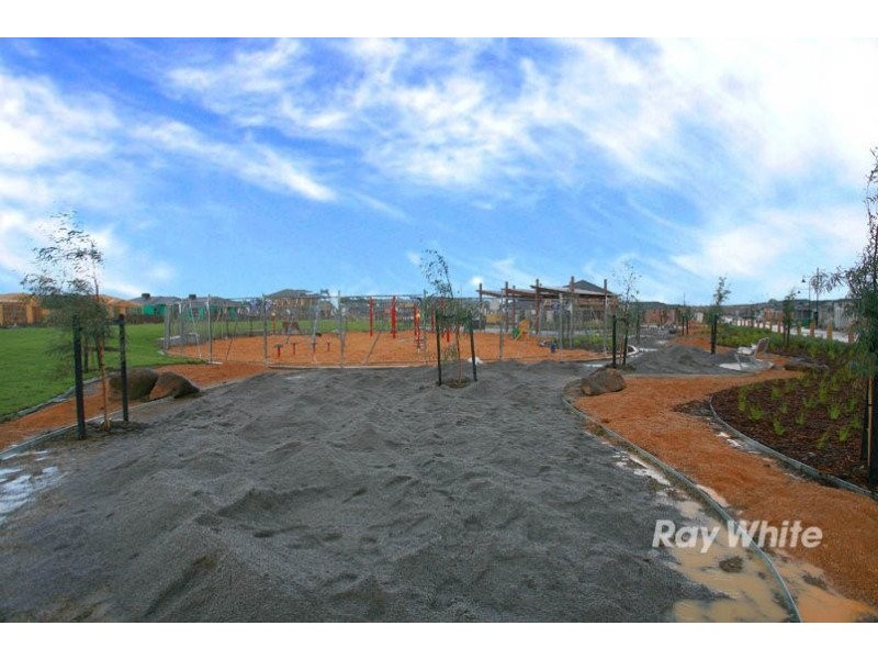 Lot 1324 Fieldstone Crescent, Cranbourne VIC 3977