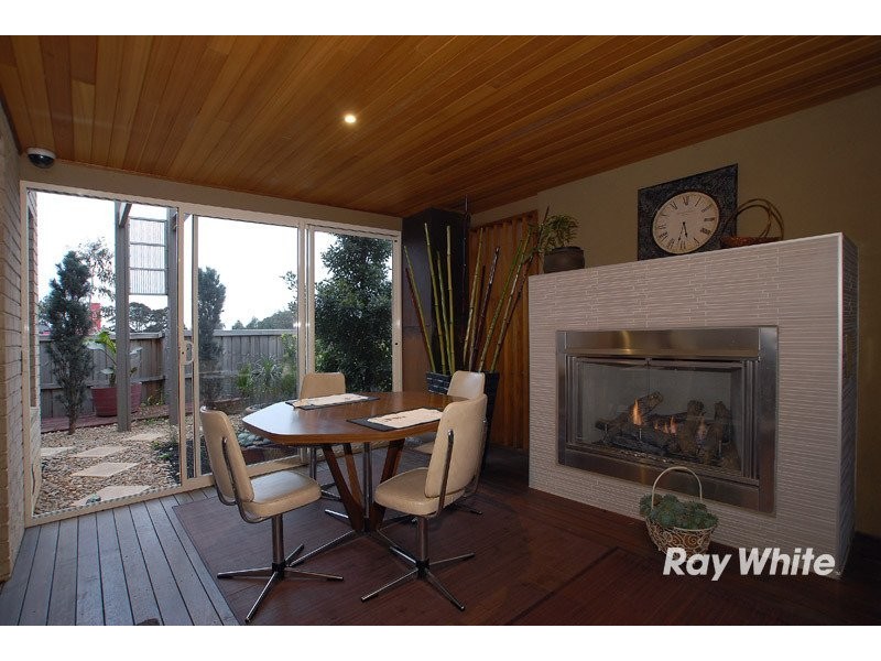 42 Yellowbox Crescent, Lyndhurst VIC 3975