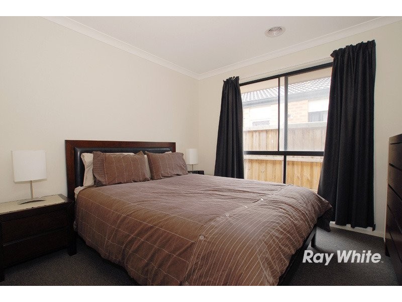 58 Westmoreland Avenue, Cranbourne VIC 3977