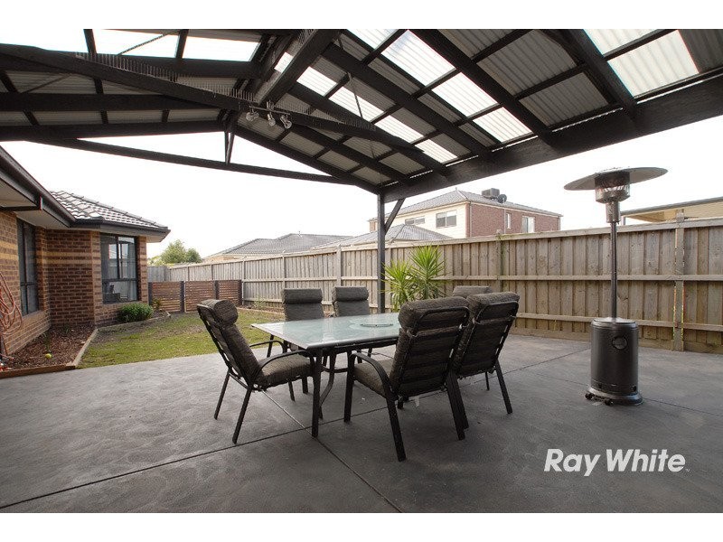 58 Westmoreland Avenue, Cranbourne VIC 3977