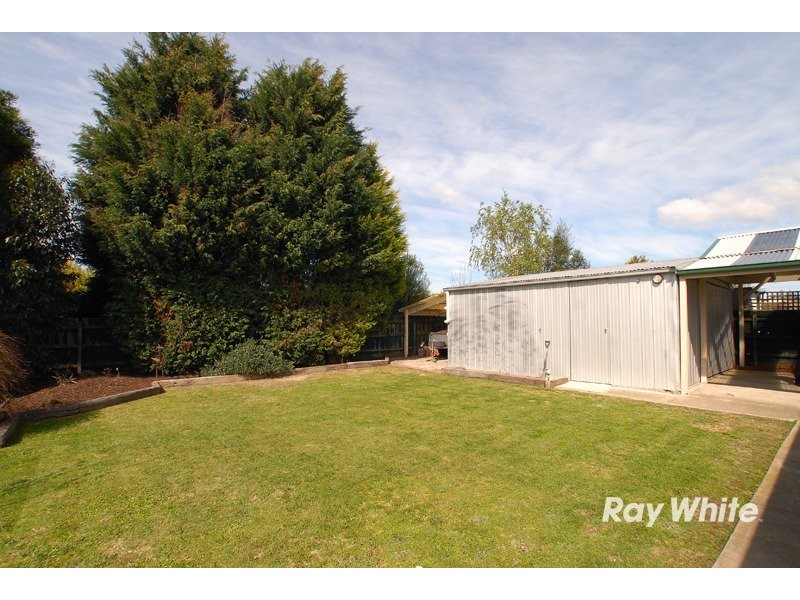 52 Amber Crescent, Narre Warren VIC 3805