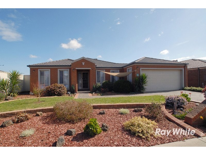 3 Butterfield Place, Cranbourne VIC 3977