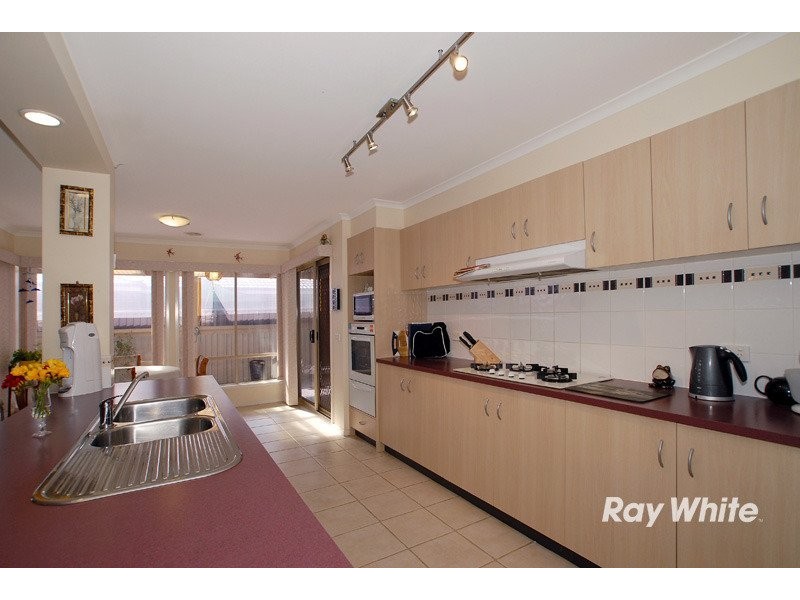 3 Butterfield Place, Cranbourne VIC 3977