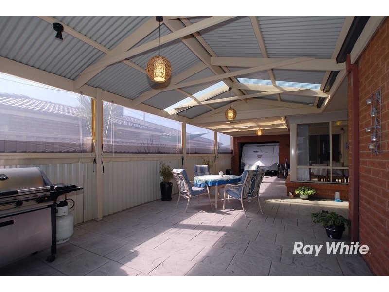 3 Butterfield Place, Cranbourne VIC 3977