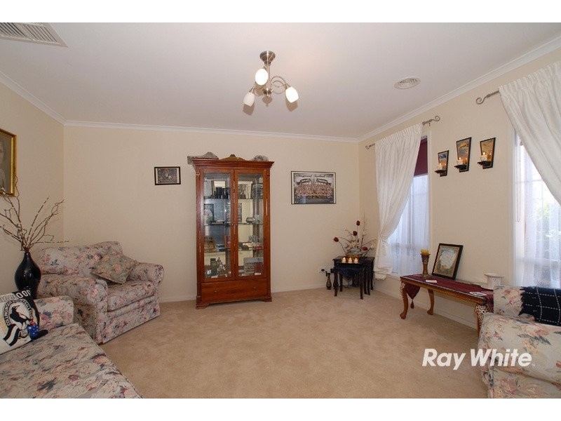 3 Butterfield Place, Cranbourne VIC 3977