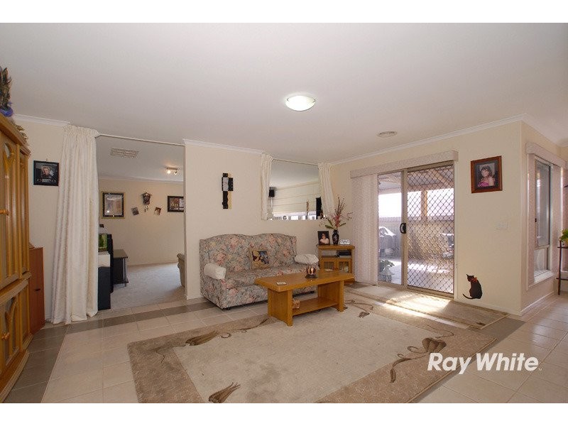 3 Butterfield Place, Cranbourne VIC 3977