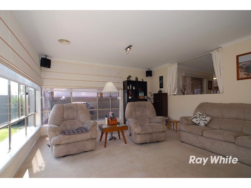 3 Butterfield Place, Cranbourne VIC 3977
