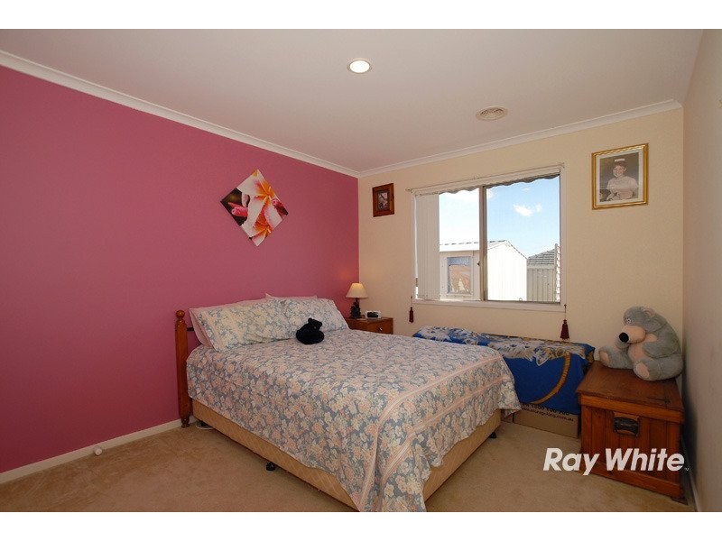 3 Butterfield Place, Cranbourne VIC 3977