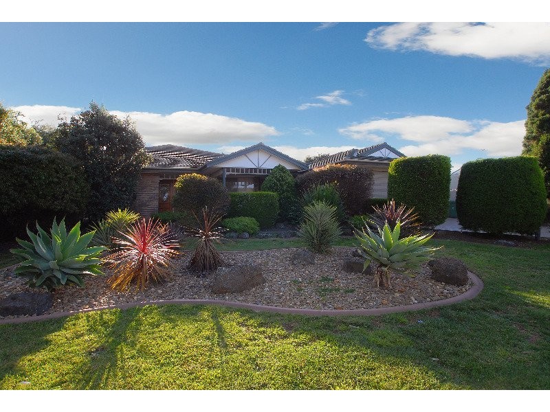 3 Eagle Court, Blind Bight VIC 3980