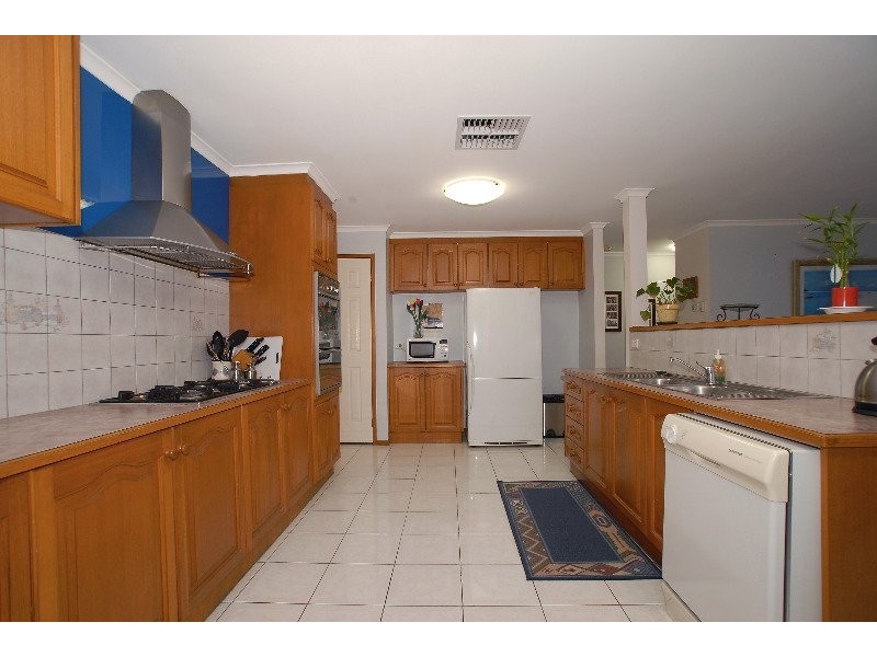 3 Eagle Court, Blind Bight VIC 3980