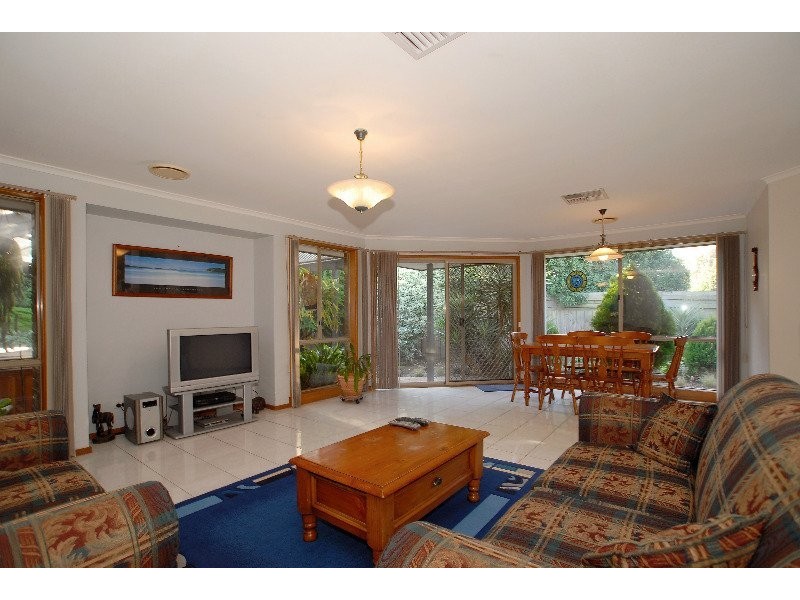 3 Eagle Court, Blind Bight VIC 3980