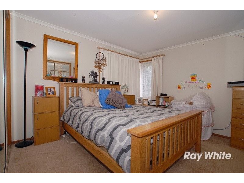 6 Rebecca Court, Cranbourne VIC 3977