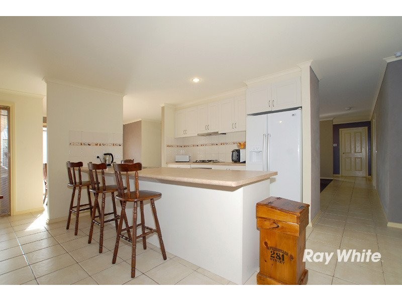 13 Wicklow Drive, Cranbourne VIC 3977