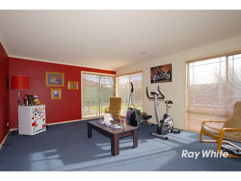 13 Wicklow Drive, Cranbourne VIC 3977