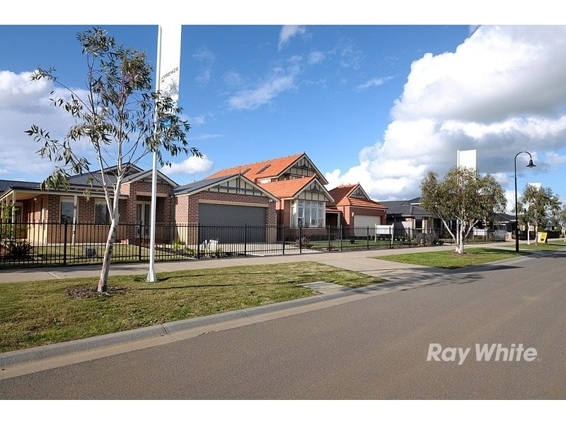 Lot 1405 Wesson Way, Cranbourne East VIC 3977