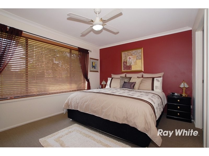 62 Browns Road, Devon Meadows VIC 3977