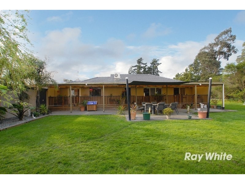 62 Browns Road, Devon Meadows VIC 3977