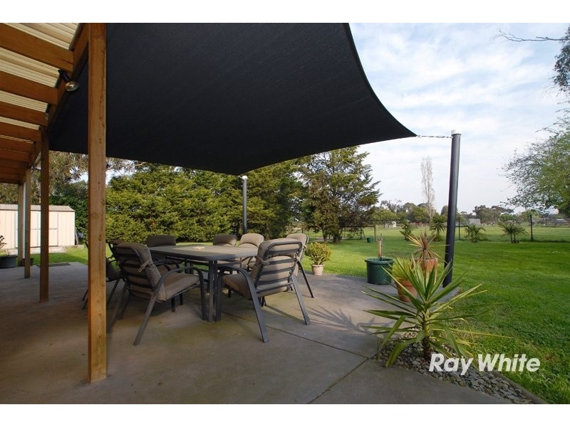 62 Browns Road, Devon Meadows VIC 3977