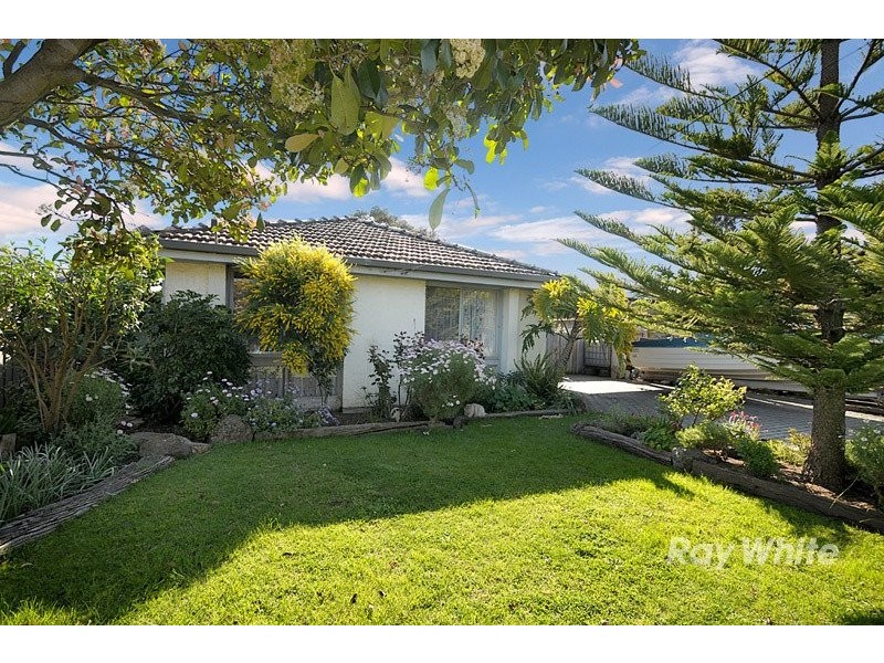 25 Lorna Street, Cranbourne VIC 3977