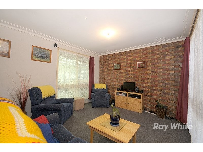 25 Lorna Street, Cranbourne VIC 3977