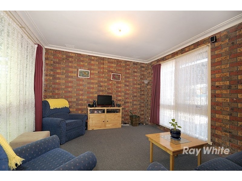 25 Lorna Street, Cranbourne VIC 3977