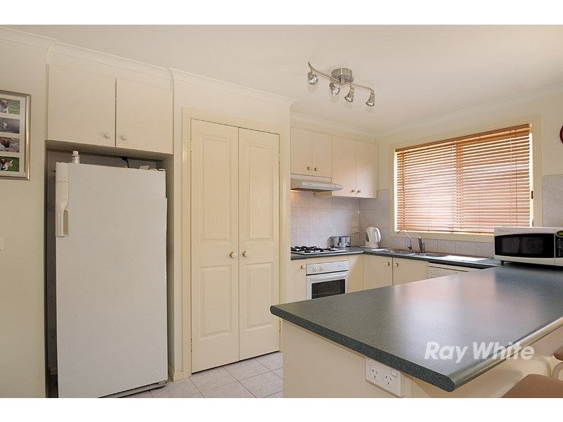 5 Nerrena Rise, Cranbourne West VIC 3977