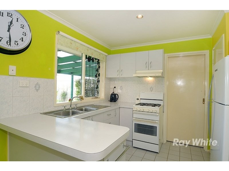 12 Godwin Crescent, Cranbourne VIC 3977