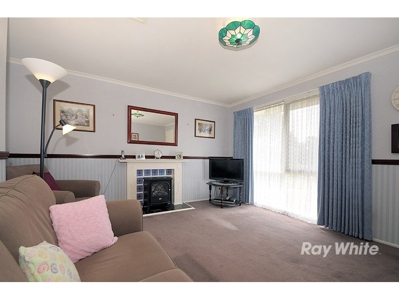 12 Godwin Crescent, Cranbourne VIC 3977