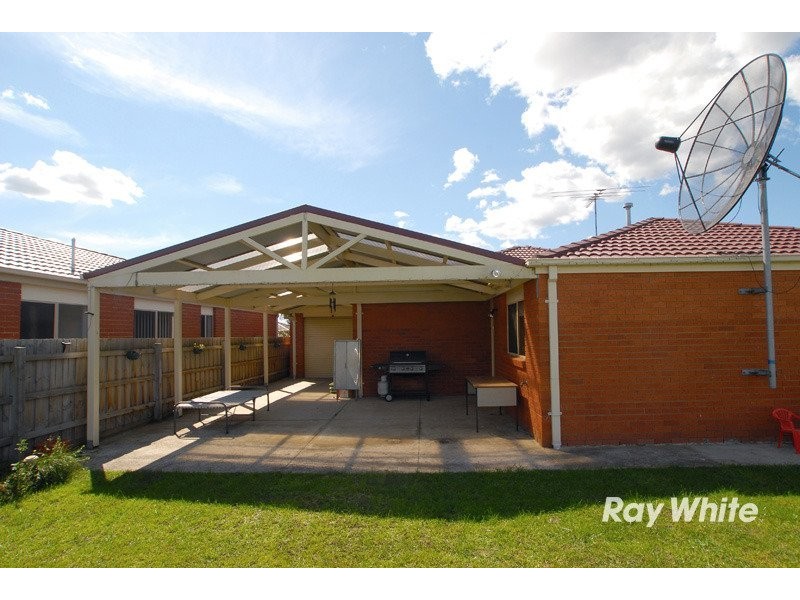 3 Hope Court, Cranbourne VIC 3977