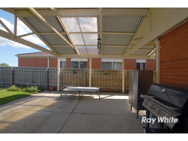 3 Hope Court, Cranbourne VIC 3977