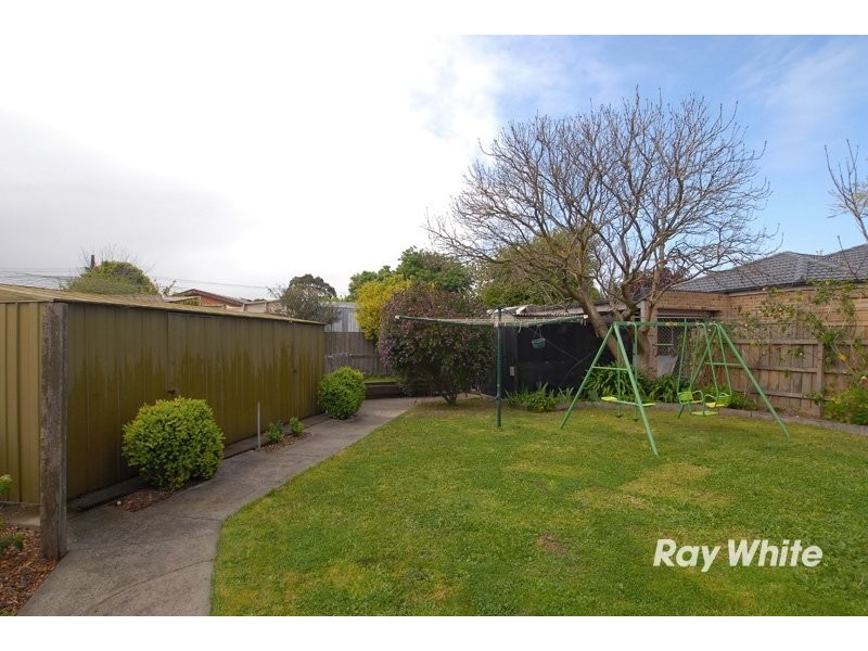 20 Lorna Street, Cranbourne VIC 3977