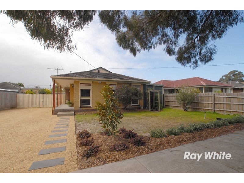 20 Lorna Street, Cranbourne VIC 3977