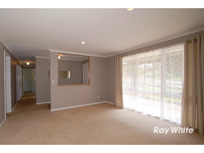 1 Saxonwood Drive, Narre Warren VIC 3805