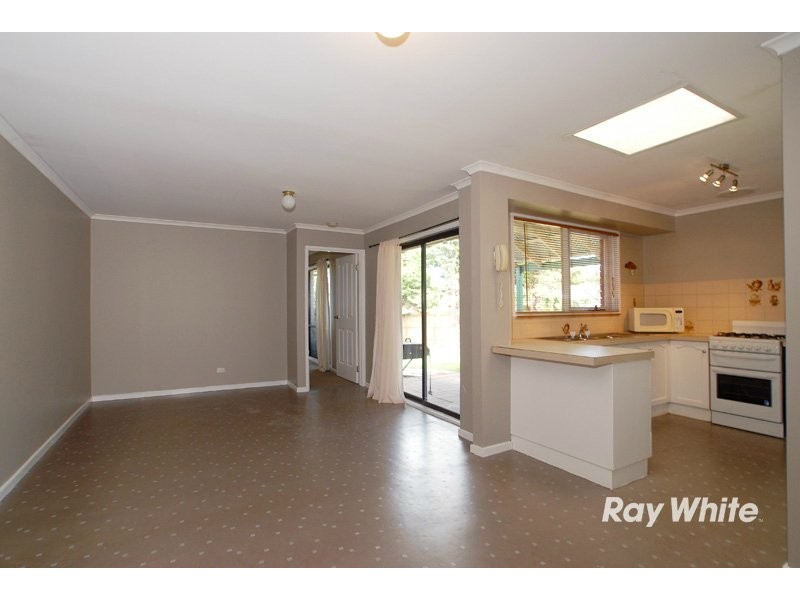 1 Saxonwood Drive, Narre Warren VIC 3805