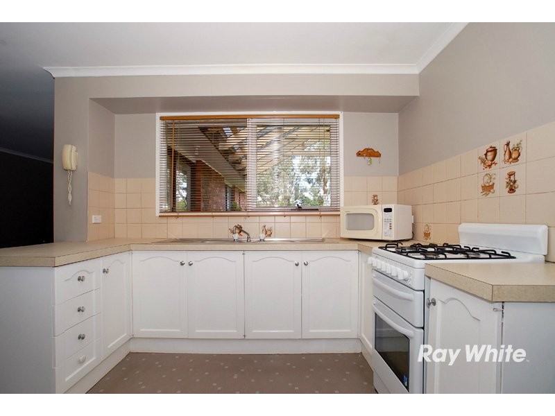 1 Saxonwood Drive, Narre Warren VIC 3805