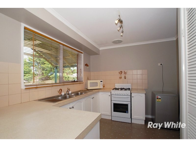 1 Saxonwood Drive, Narre Warren VIC 3805