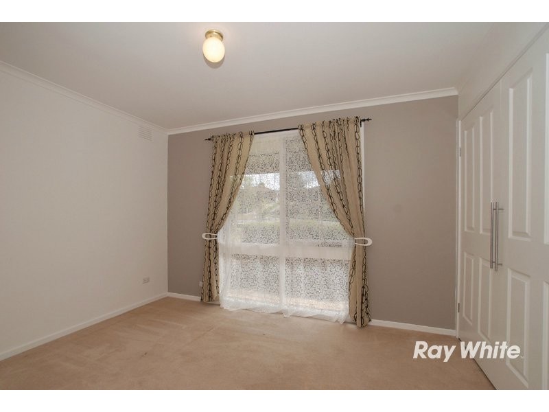 1 Saxonwood Drive, Narre Warren VIC 3805