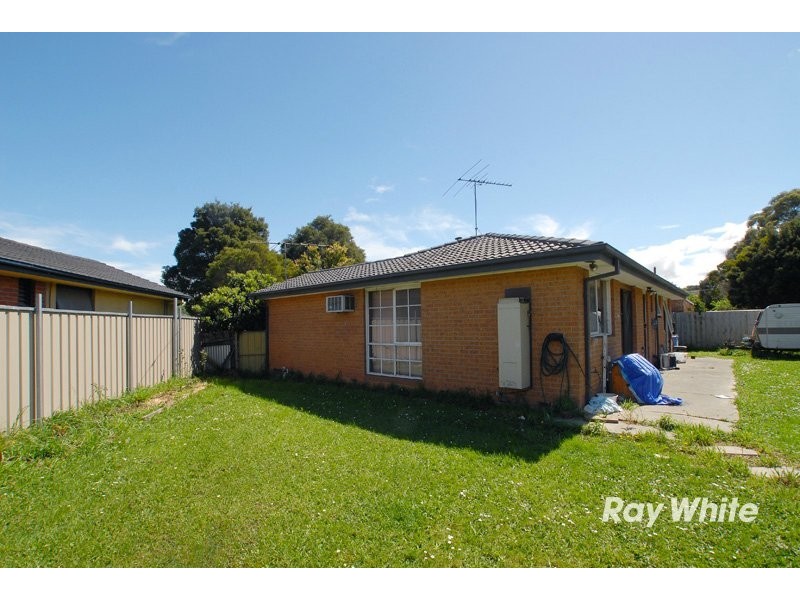 12 Hunter Court, Cranbourne VIC 3977