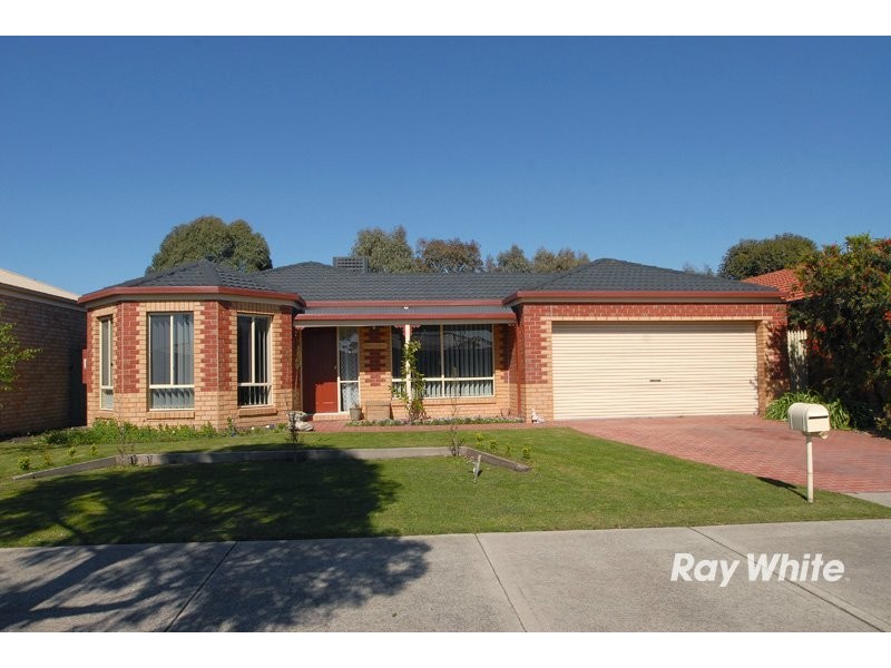 85 Scotsdale Drive, Cranbourne VIC 3977