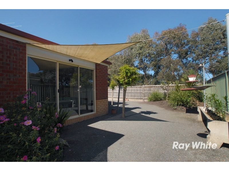 85 Scotsdale Drive, Cranbourne VIC 3977