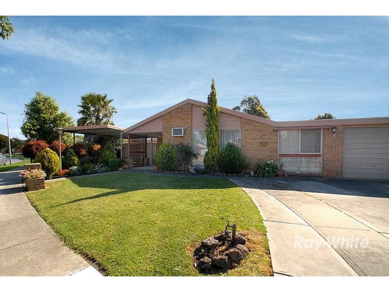 13 Jacinta Drive, Cranbourne VIC 3977